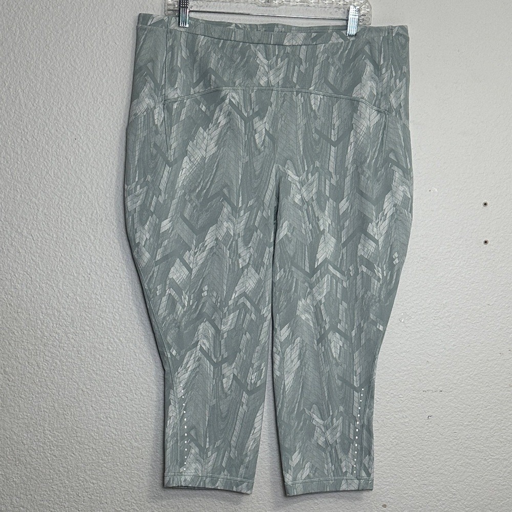 Lululemon Swift Speed‎ High Rise Crop 21" Women's Leggings Size 18 Activewear